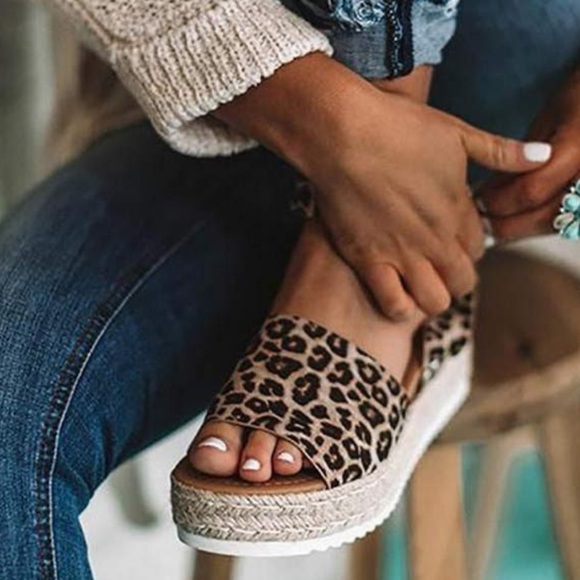 Cheetah Chunky Espadrille Flatform Wedge Sandal - Picture 4 of 7